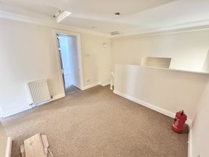 Photo 15- click for photo gallery